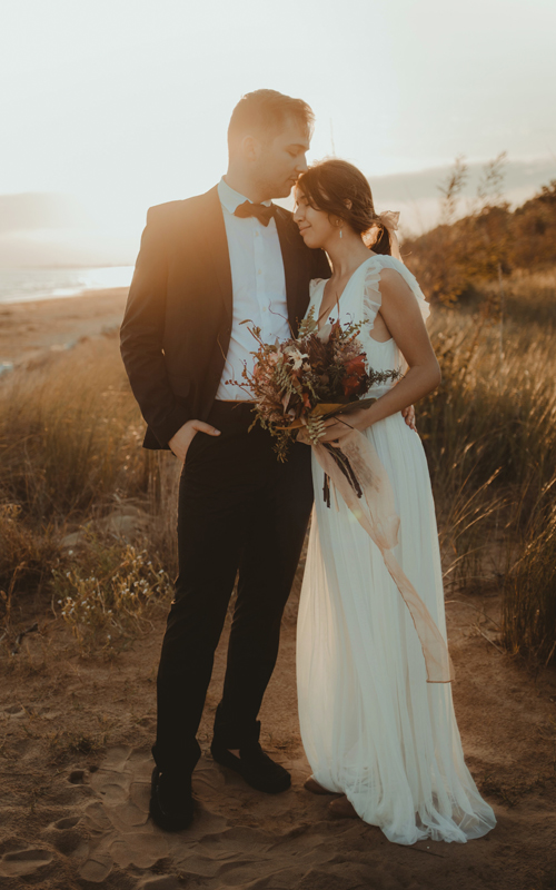 Hit 80s Wedding Songs For The Ultimate Wedding Playlist