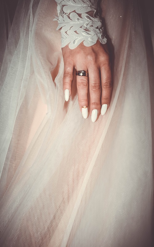 Almond Wedding Nails: 20 Ideas Suitable For Most Brides