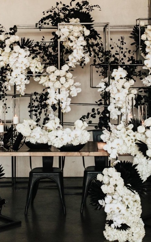 Black And White Wedding Flowers: Ideas That Give A Timeless Look