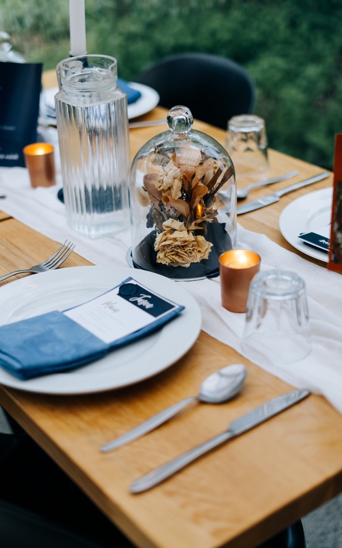 Black Themed Wedding Celebration Trends: 33 Ideas & Expert Tips