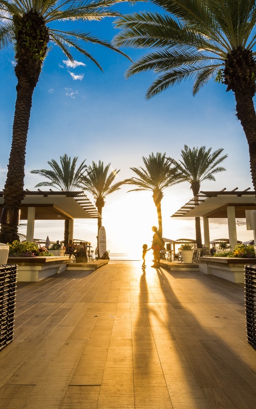 Cayman Island Honeymoon: Travel Tips + Best Resorts