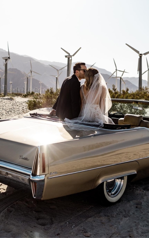 Creative Wedding Photo Ideas & Poses