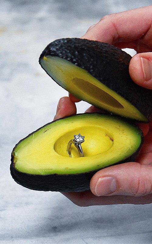 From Traditional To Trendy: The Ultimate Guide To Engagement Ring Boxes