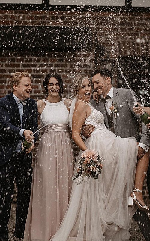 10 Cool Line Dance Wedding Songs You’ll Want To Try