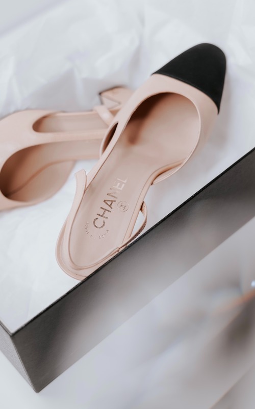 24 Mother Of The Bride Shoes: The Most Chic Ideas + FAQs