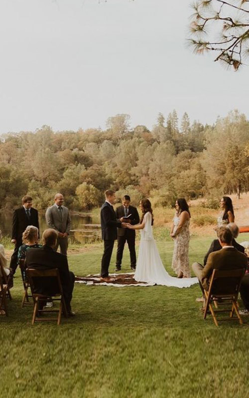 Officiant Prices For Wedding: Your Guide In 2024