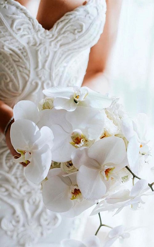 Stylish Single Bloom Wedding Bouquets Guide for 2025