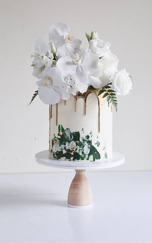 20+ Tropical Wedding Cakes That Wow