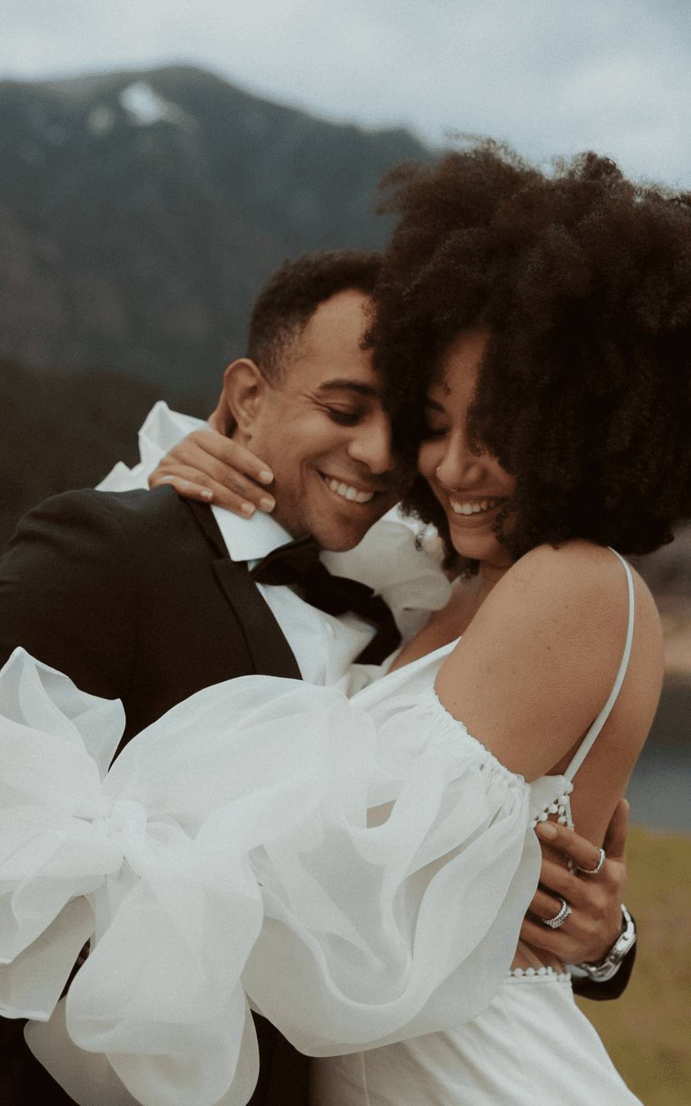 Picture Perfect: 11 Must-Have Wedding Entourage Photo Ideas