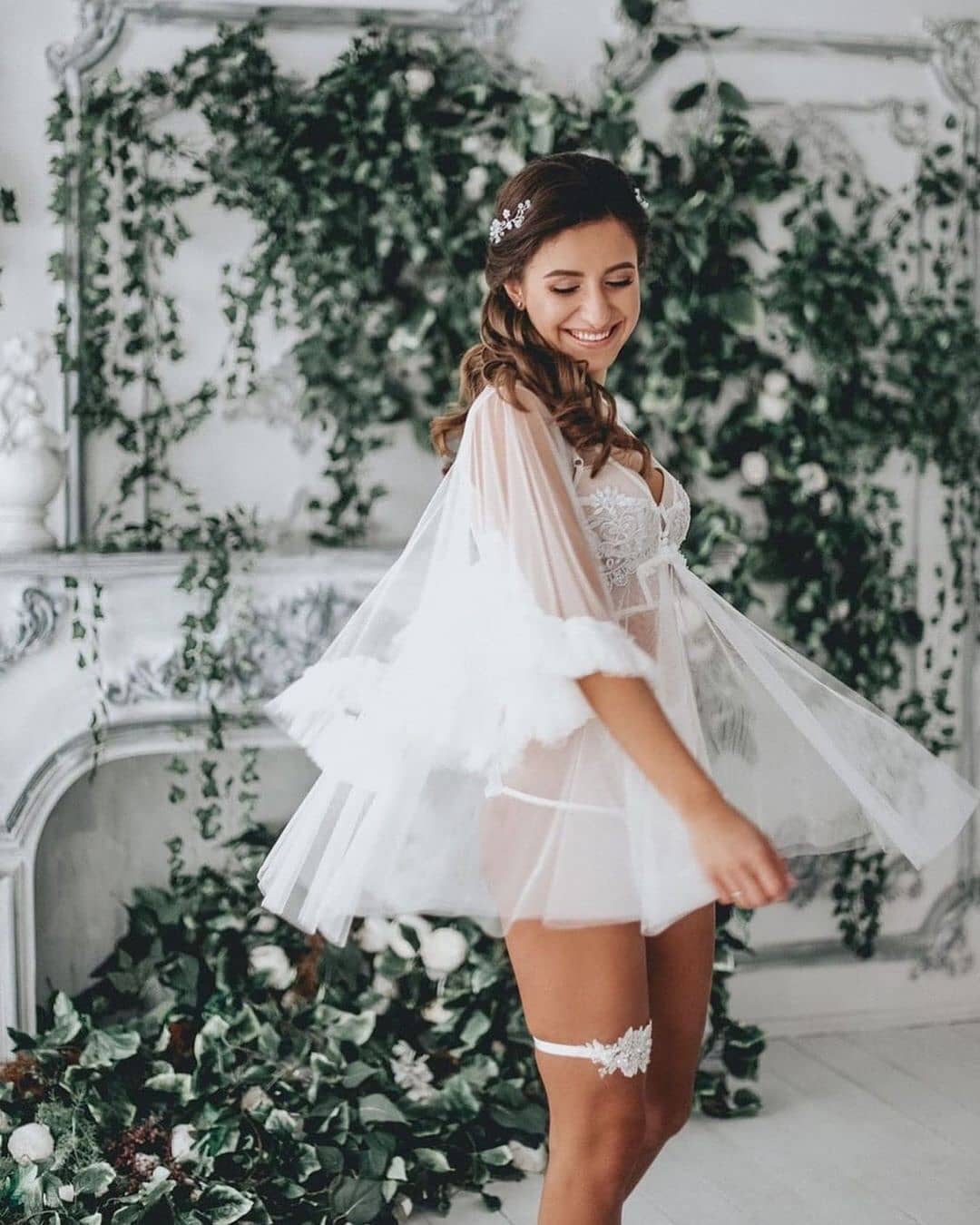 Exquisite Wedding Garters Guide For Bride