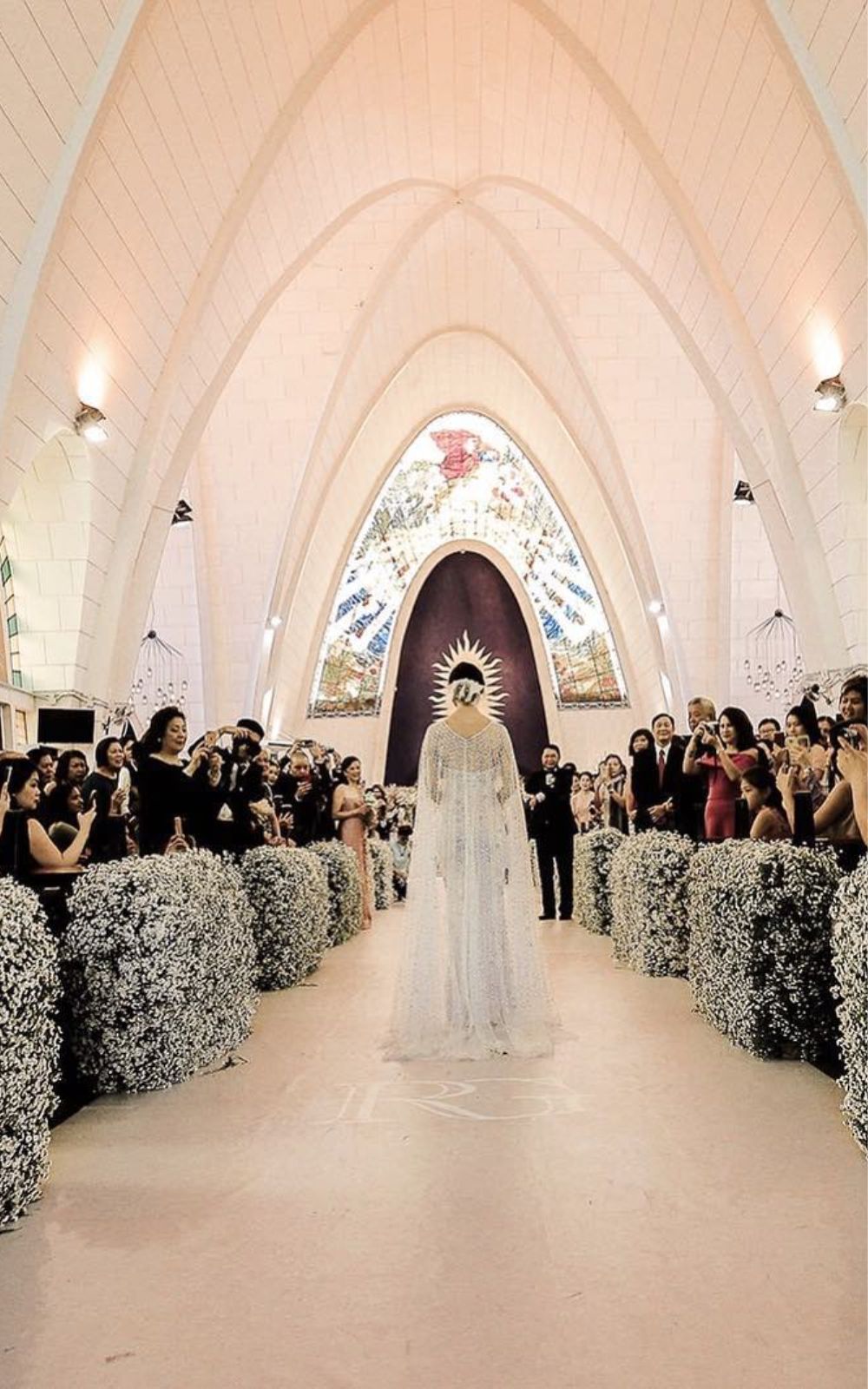 40+ Wedding Hymns For Your Religious Ceremony