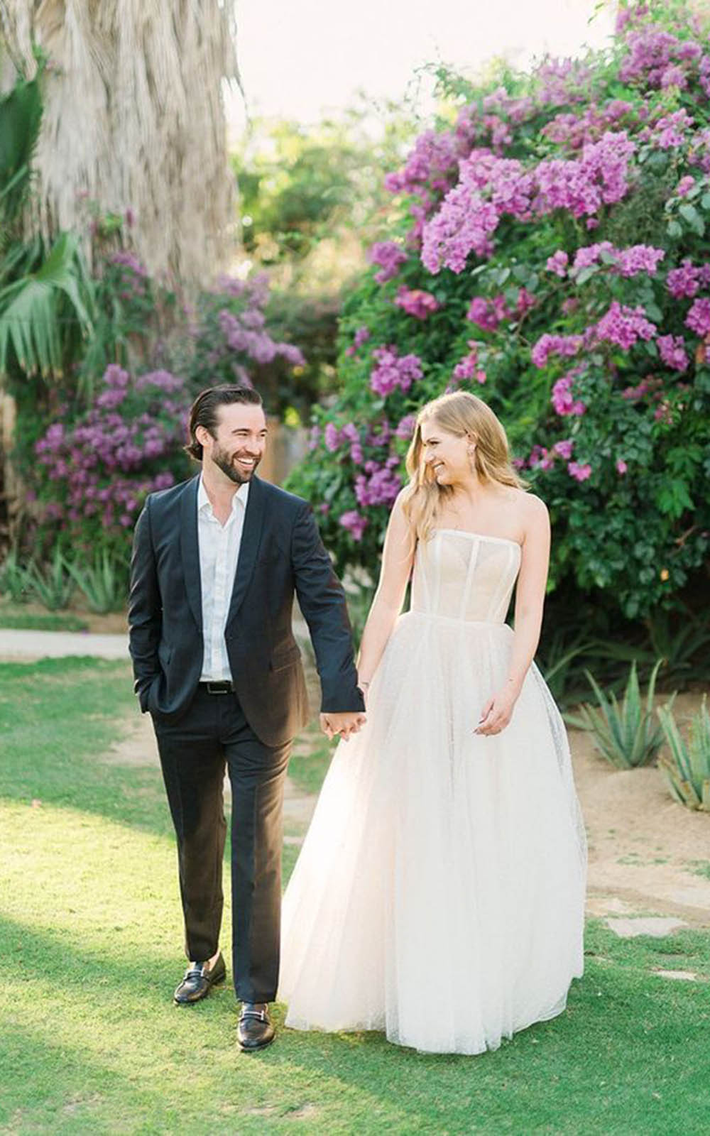 Top 10 Wedding Photographers With Best Portfolios