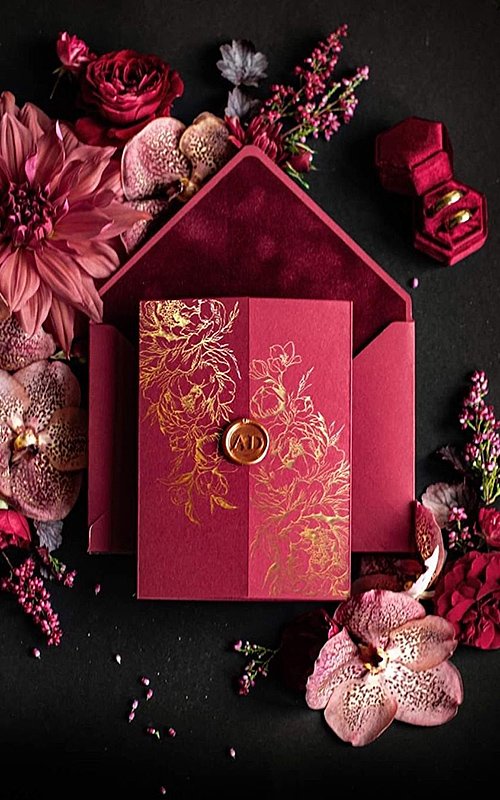 Dreamy Winter Wedding Invitations For The Enchanting Season